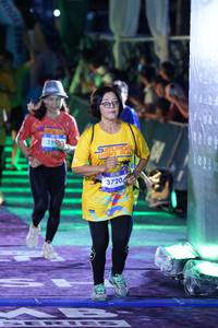 BIB: 350, 37204
                            <button type="button" onclick="openModal(26256478)" class="btn btn-primary btn-sm float-right btn-popup" data-toggle="modal" data-target=".modal-high-quality">
                        <i class="fas fa-shopping-cart"></i> Add to Cart
                    </button>
                                            <button type="button" onclick="isThisMe(26256478, true)" class="btn btn-success btn-sm float-right btn-popup btn-isme hidden" data-toggle="tooltip" data-placement="bottom" title="นี่คือรูปของคุณใช่ไหม คลิกที่นี่เพื่อเอาเข้าอัลบั้ม">
                        <i class="fas fa-plus"></i> Add to album
                    </button>
                    <button type="button" onclick="isThisMe(26256478, false)" class="btn btn-warning btn-sm float-right btn-popup btn-isnotme hidden">
                        <i class="fas fa-ban"></i> Remove from album
                    </button>